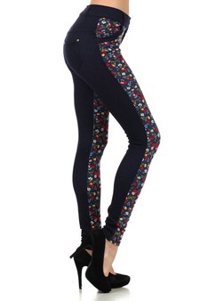 Jegging With Flower Prints in the Front
