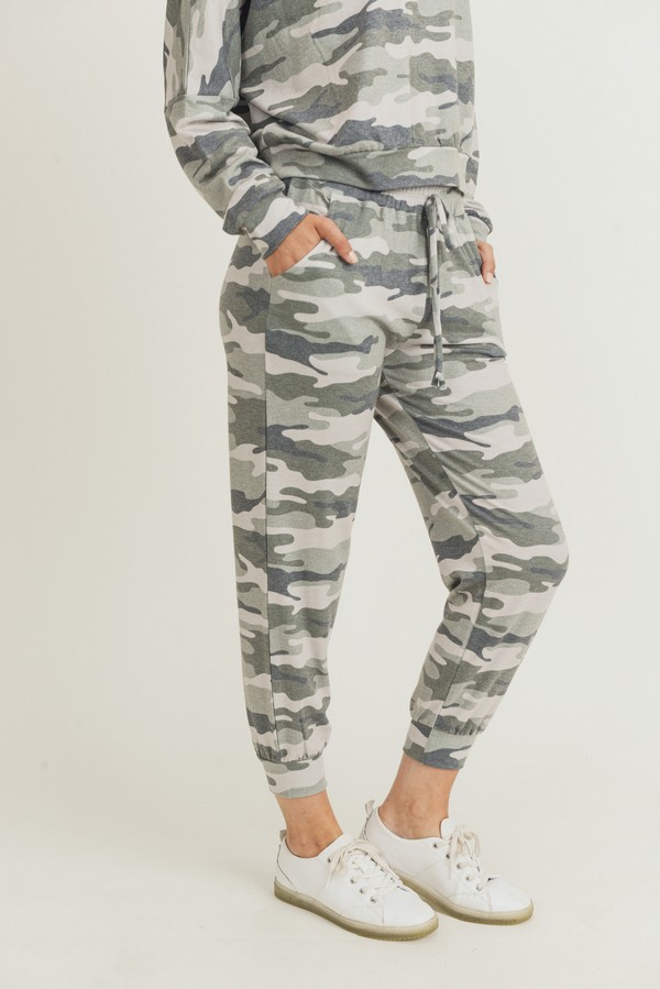 joggers and top set