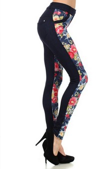 Lady's Monterey Jegging with Flower Prints in the Front and Rhinestones Pocket Accents style 2