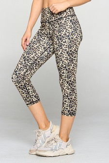 Women's Cheetah Print Activewear Capri Leggings style 2