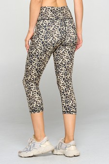 Women's Cheetah Print Activewear Capri Leggings style 3