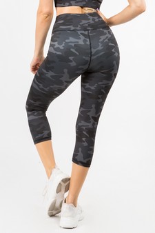 Women's Shark Grey Camo High Rise Capri Activewear Leggings (Large only) style 3