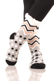 Women's Non-slip Faux Sherpa Chevron Polka-Dot Christmas Slipper Socks style 7