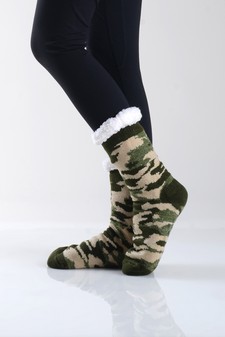Women's Non-slip Camo Print Faux Sherpa Christmas Slipper Socks style 4