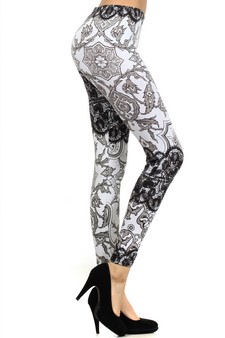 Lady's STELLA ELYSE Art Plus Size Graphite Lace Fluer Delis Printed Legging