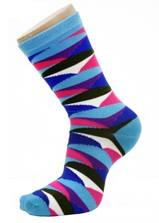 TRIANGULAR PATTERN CREW CUT SOCKS style 4
