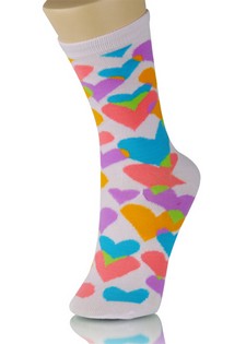 ALL OVER HEARTS CREW SOCKS style 4