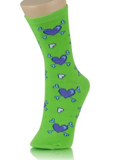 HEART AND CROSS BONES CREW SOCKS style 3