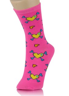 HEART AND CROSS BONES CREW SOCKS style 6
