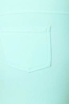 Women's 5 Pocket Classic Bermuda Shorts (XXL only) style 4
