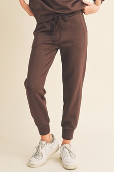 Women’s Sporty Chic Scuba Joggers