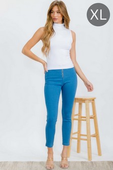 ETA 07/24/25 - Women's High Rise Center Zipper Jegging (XL only)