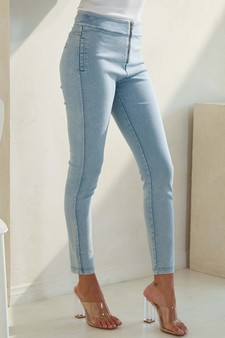 ETA 07/17/25 - Women's High Rise Center Zipper Jegging style 3