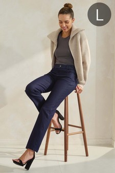 Women's Classic Solid Straight Leg Jeggings (Large Only)