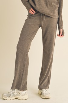 Women’s Ultra Soft Straight Leg Sweatpants