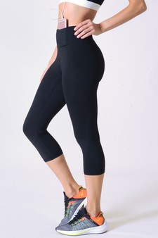 Women's Capri Activewear Leggings w/ Hidden Waistband Pocket