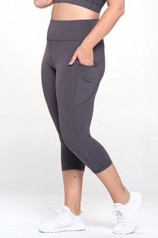 Women's Buttery Soft Activewear Capri Leggings with Pockets