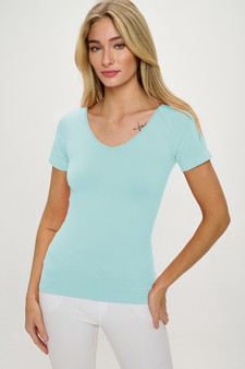 Women’s Seamless Reversible V-Neck Short Sleeve Top