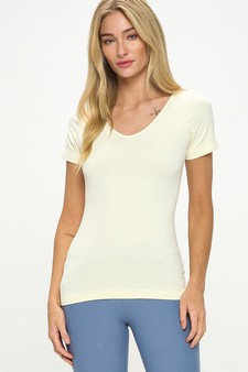 Women’s Seamless Reversible V-Neck Short Sleeve Top