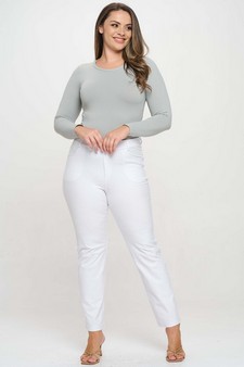 Women's Seamless Round Neck Long Sleeve Top style 4