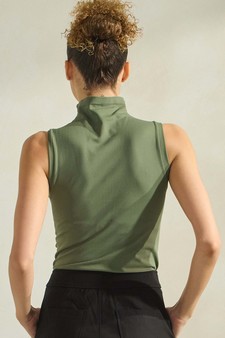 Women's Mock Neck Seamless Sleeveless Tank style 2