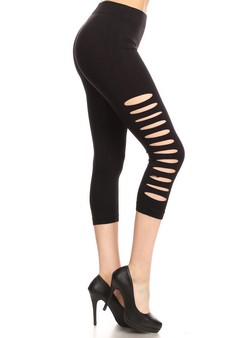 Cut Out Side Detail Capri Leggings