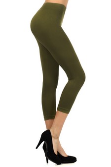 Lady's Solid Color Nylon Seamless Capri Legging