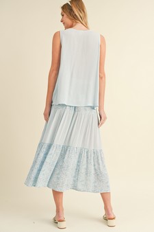 Women' s AirLoom Top & Floral Skirt Set style 3
