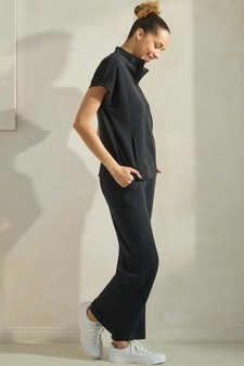 ETA 05/14/25 - Women's So Chic Sofie Soft Set style 3