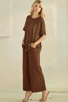 Women's Effortlessly Relaxed Fit Cropped Peach Skin Set