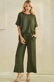 ETA 06/03/25 - Women's Effortlessly Relaxed Fit Cropped Peach Skin Set