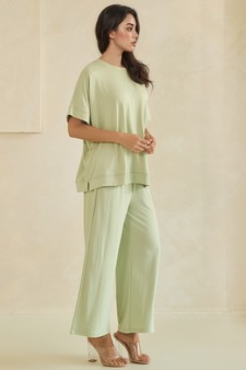Women's Effortlessly Relaxed Fit UltraSoft Top and Cropped Pants Set style 3