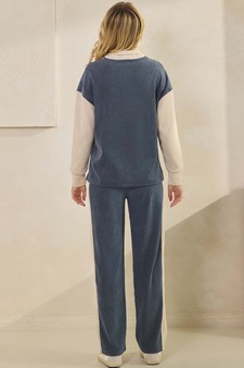 ETA 09/11/25 -  Women's Relaxed Fit Colorblock Corduroy Set style 2