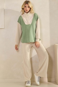 ETA 10/04/25 -  Women's Relaxed Fit Colorblock Corduroy Set style 5