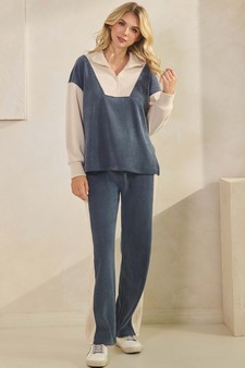 Women's Relaxed Fit Corduroy Two-Tone Quarter Zip Pullover style 5