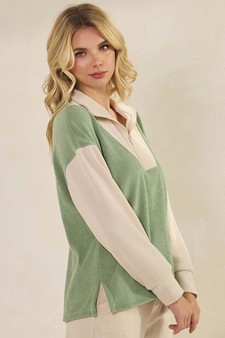 Women's Relaxed Fit Corduroy Two-Tone Quarter Zip Pullover style 3