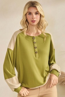 Women's Two Tone Ribbed Loose Fit Top with Buttons style 4
