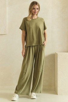 Relaxed Soft Stretch Top and Wide-Leg Pant Set style 5