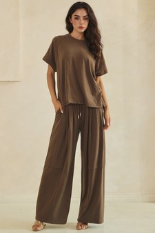Relaxed Crew Neck Raglan Style Short Sleeve Top style 5