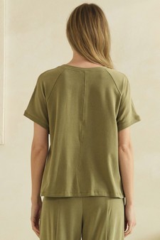 Relaxed Crew Neck Raglan Style Short Sleeve Top style 2