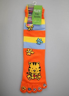 PLAYFUL AND FLIRTY TOE SOCKS style 2