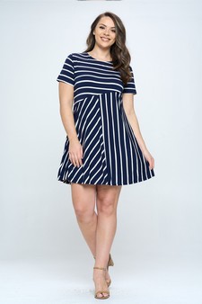 Women’s Multidirectional Lined A-line Dress style 5
