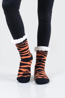 Women's Non-slip Faux Sherpa Tiger Striped Christmas Slipper Socks style 10